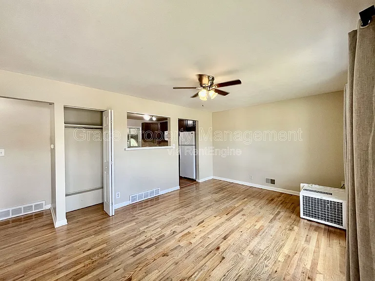 10758 Ogden St — Photo 2