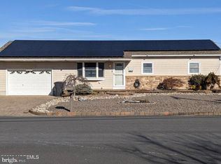10 Saint Thomas Ave, Toms River, NJ