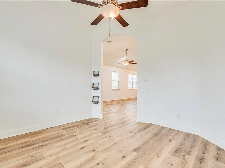 5309 Anaheim Ave — Photo 19