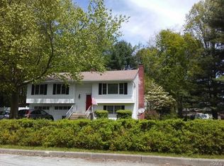 14 Elmwood Dr, Monroe, NY 10950
