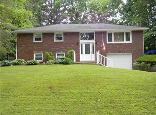 1612 Linden St, New Castle, PA 16101