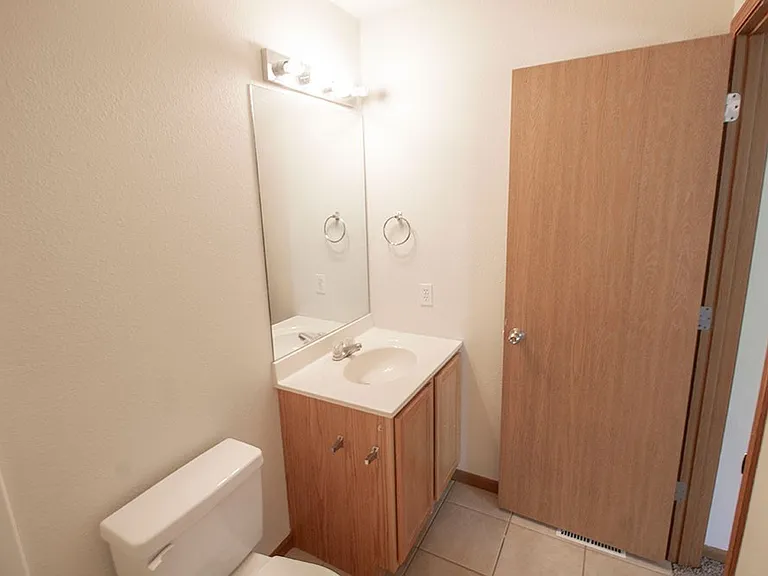 1529 Bodie Dr — Photo 2