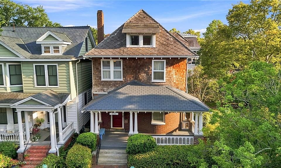 1st image of 535 Hampton Pl
