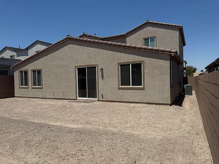 4185 Paragon Crest Ct — Photo 35