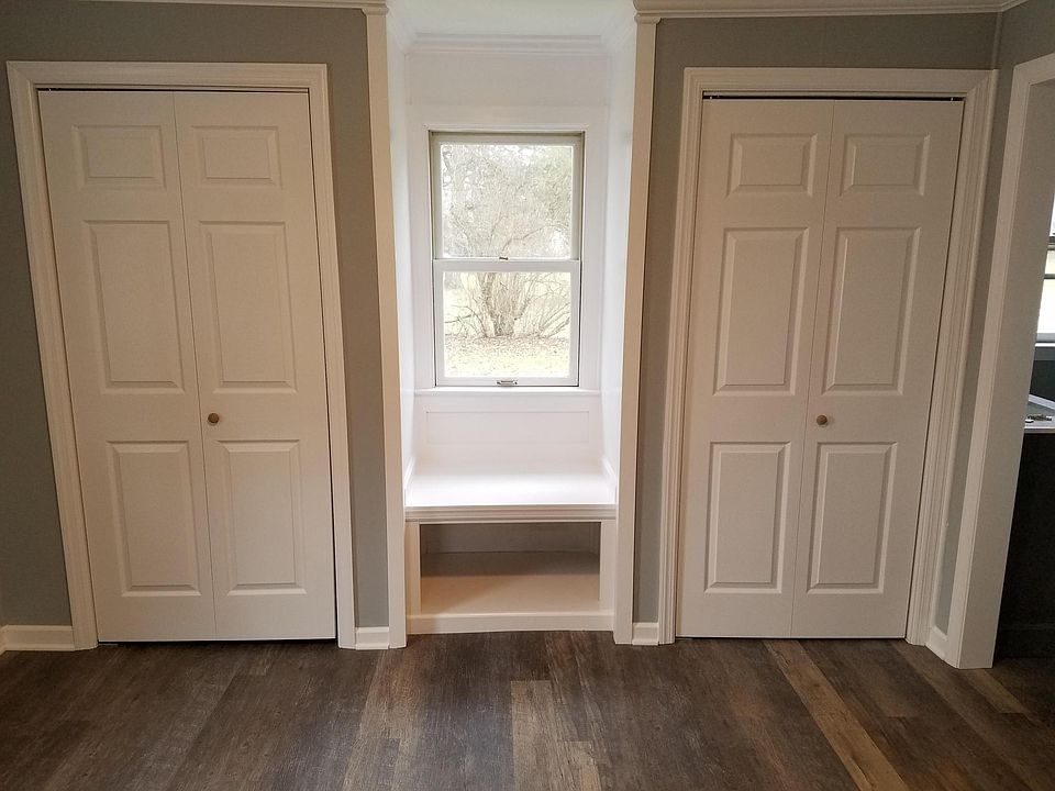 Bedroom closets w/window seat