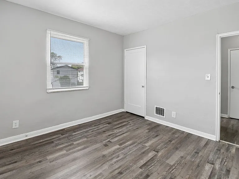 375 S Chase Ave — Photo 14
