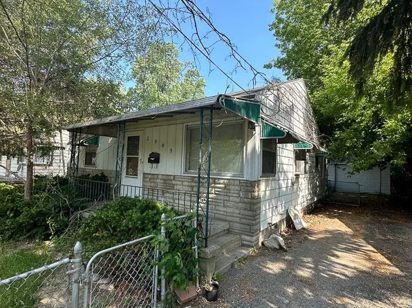 2909 Thom St, Flint, MI 48506