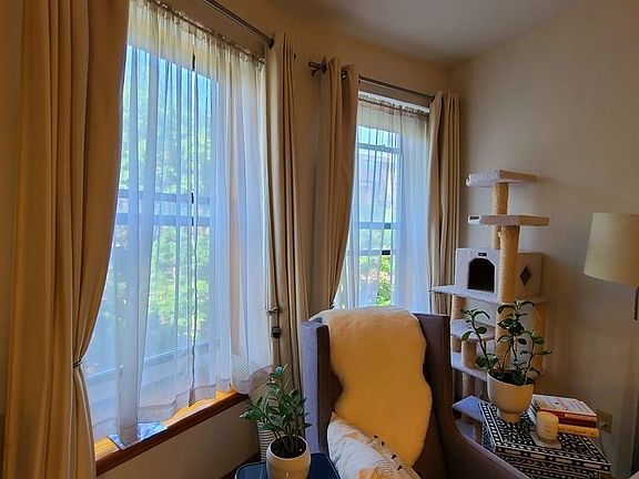2nd image of 27 W 75th St APT 3A