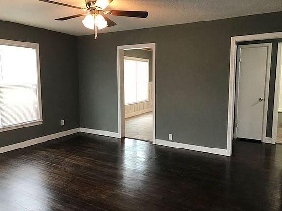 3rd image of 2025 S 15th St