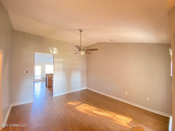 4th image of 5488 Kristy Ln