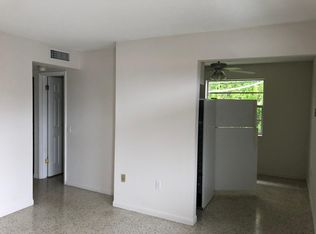 990 SW 36th Ct APT 9, Miami, FL 33135