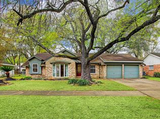 9207 McDade St, Houston, TX 77080