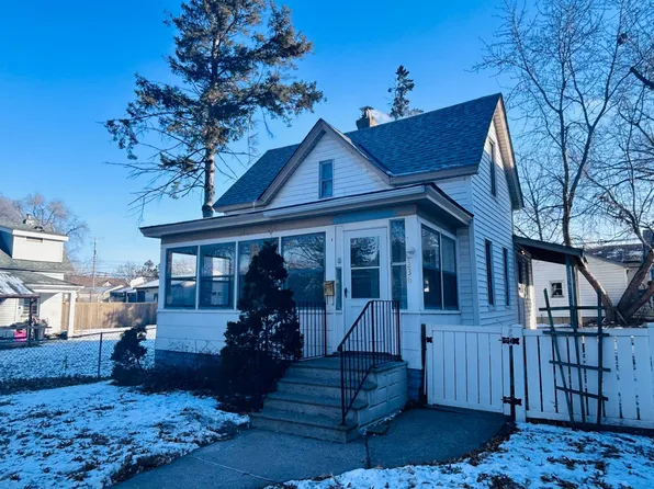 1236 Albemarle St, Saint Paul, MN 55117