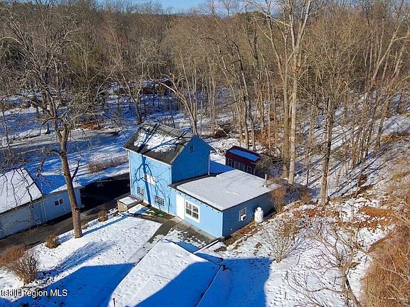 4th image of 845 Lucas Avenue Extension