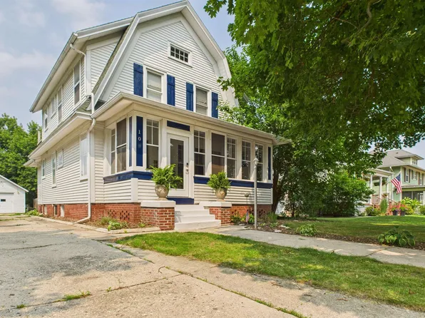 104 Eastman St, Plymouth, WI 53073