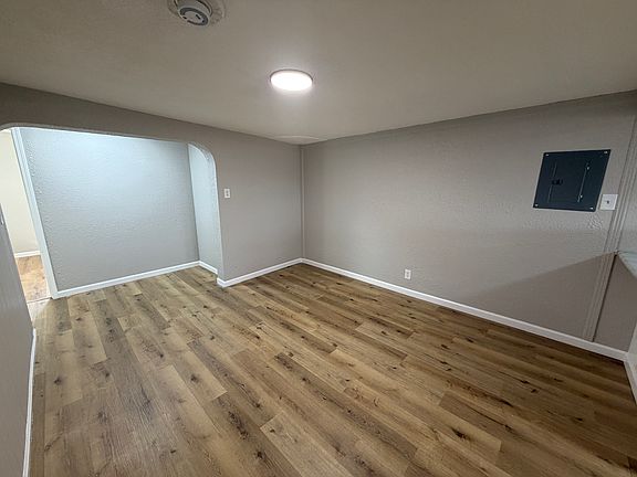 3rd image of 8048 Miller Rd #1