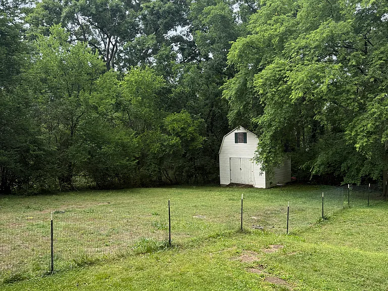 316 Archwood Dr — Photo 11