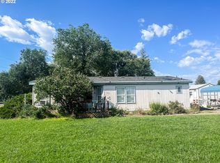 325 B St, North Powder, OR 97867