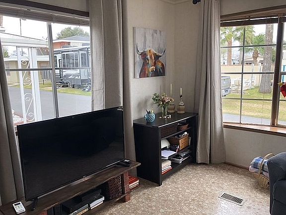Living room & TV
