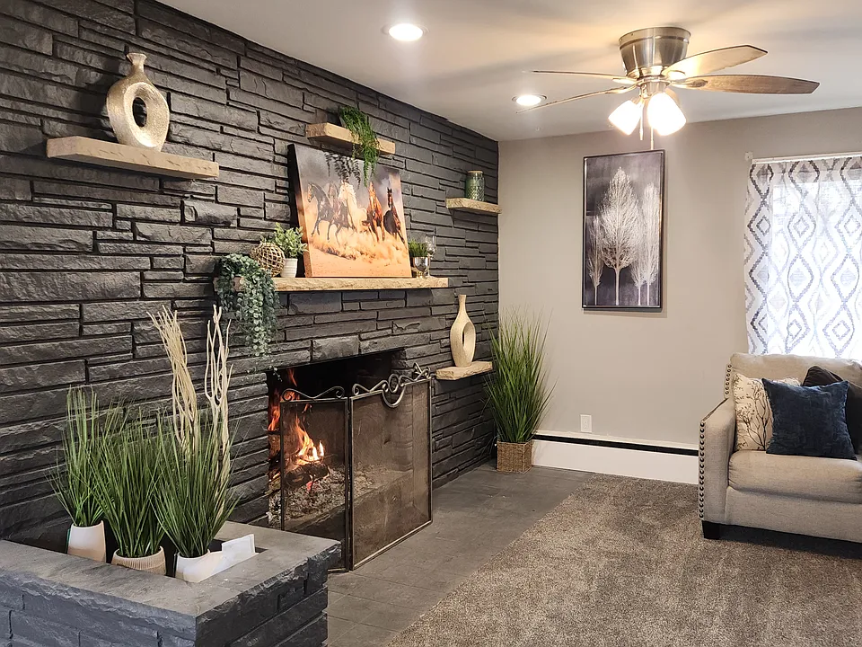 W304S10528 Lakeview Dr