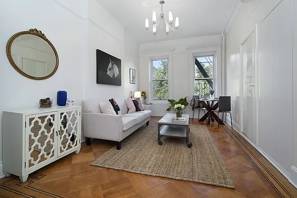 Rented by Ivey North LLC | media 27