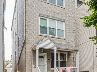 3645 N Wayne Ave, Chicago, IL 60613
