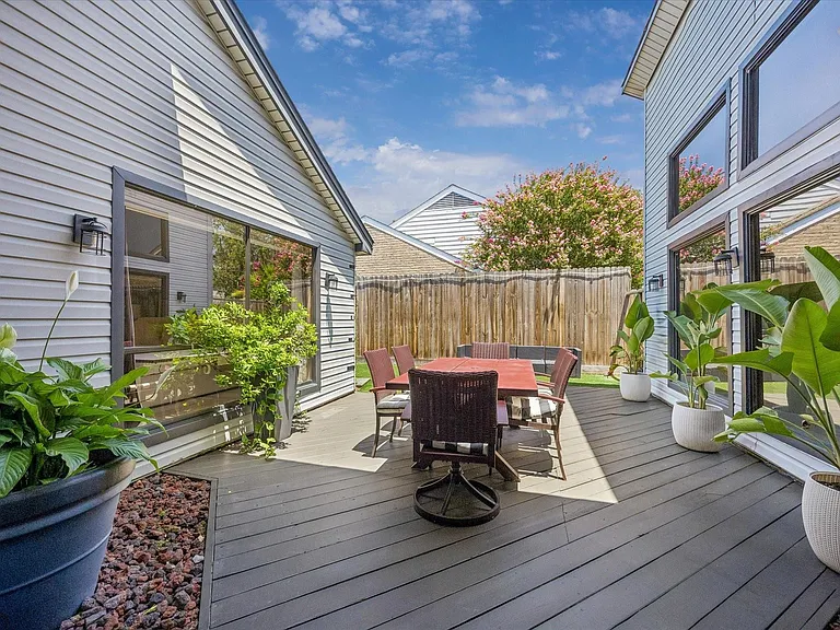 11646 Manor Park Dr — Photo 27