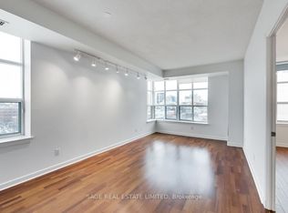 438 Richmond St W #910-C01, Toronto, ON M5V 3S6