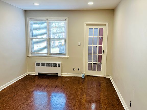 5th image of 8432 Little Neck Pkwy Floor 1