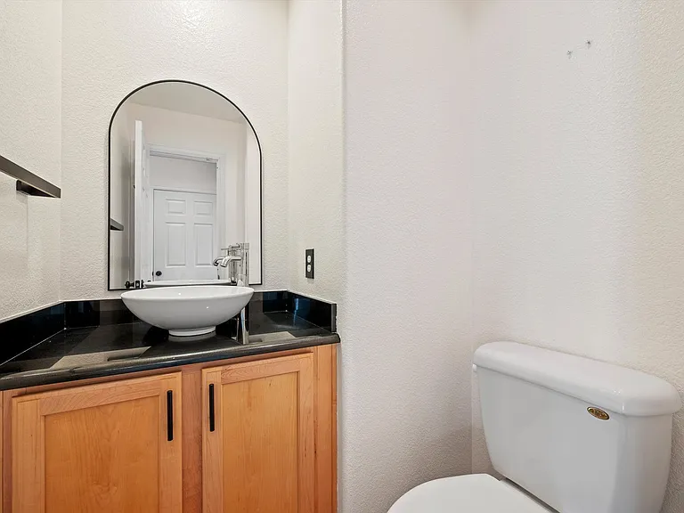 4440 W 63rd Pl — Photo 11