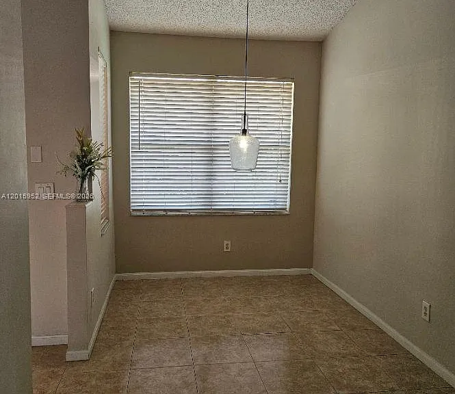 2450 S Coral Trace Cir — Photo 6