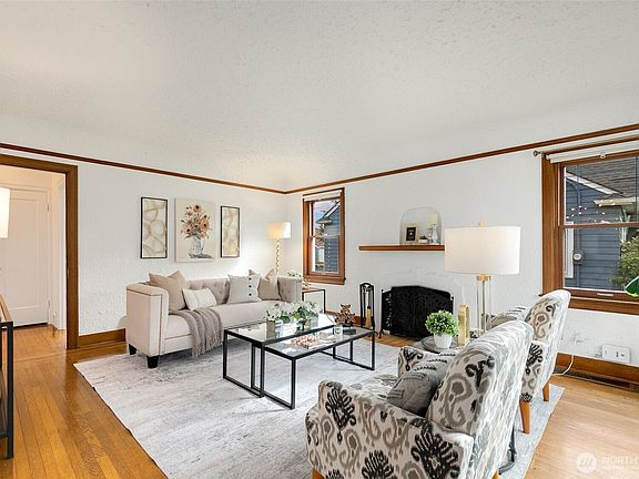 3rd image of 7722 18th Avenue NE