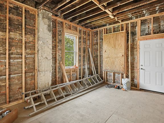 5th image of 6433 S Sangamon St