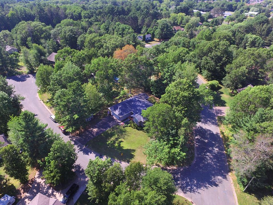 1st image of 7644 Shady Ln