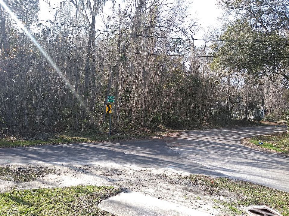 2nd image of 1410 SE 1st Ct