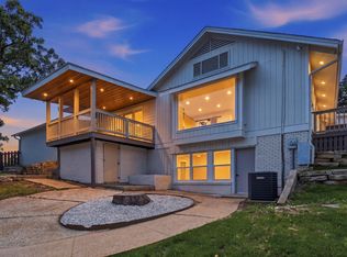701 Oak Ridge Dr, Sand Springs, OK 74063