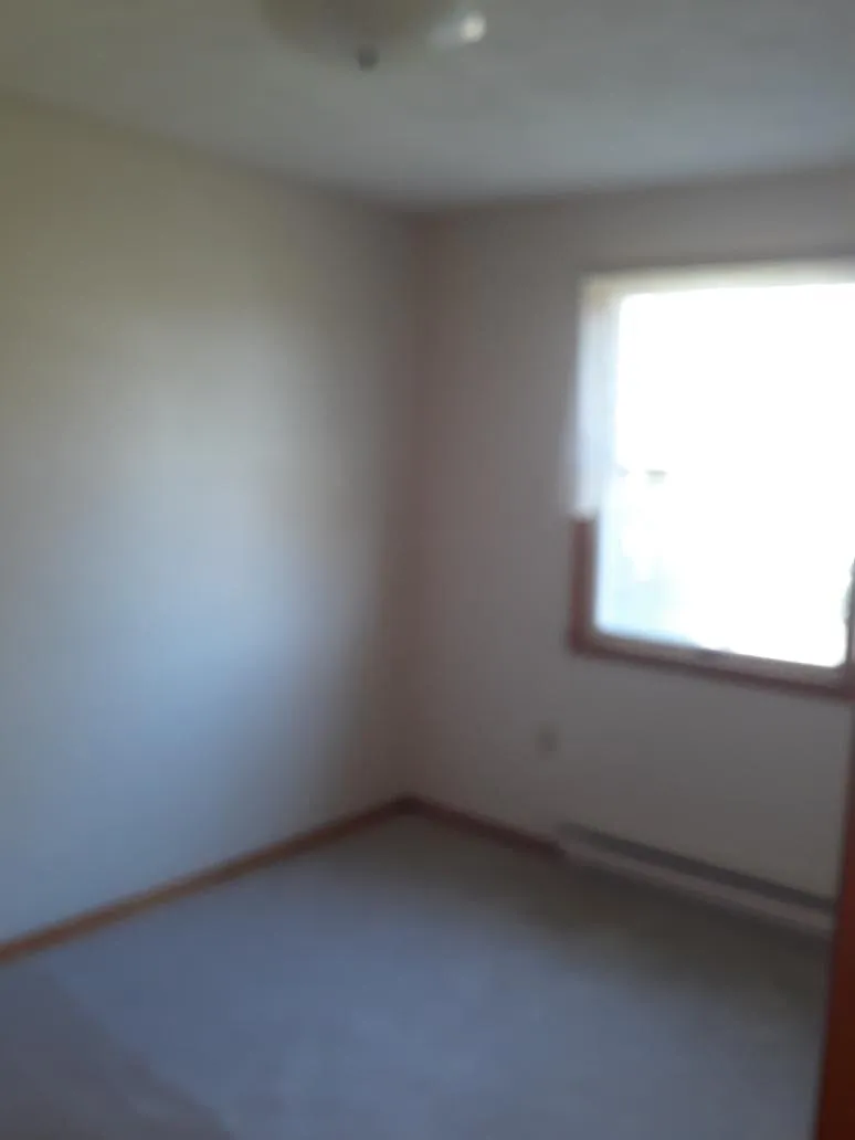 2 bed, 900 sqft, $1,400 — Photo 3