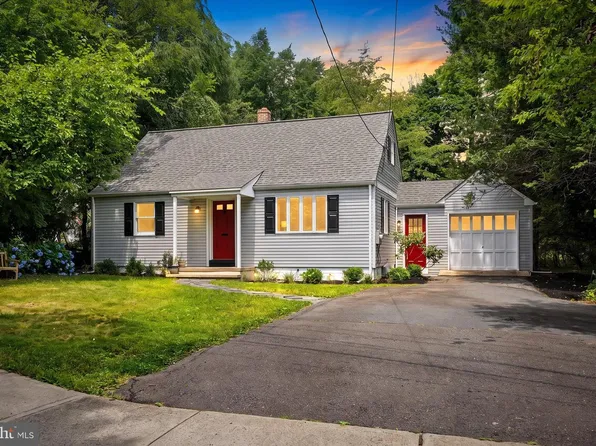 21 Grover Ave, Princeton, NJ 08540