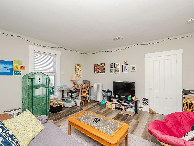 26 Cushing St — Photo 4