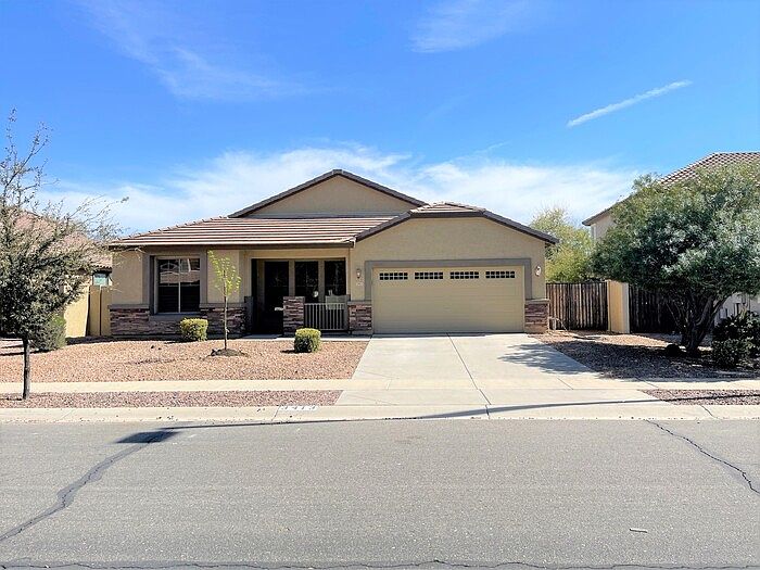 1st image of 3413 E Aris Dr