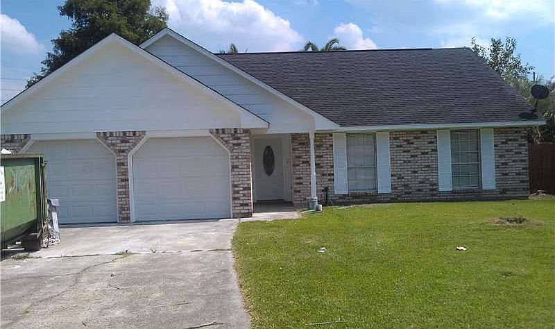 1st image of 812 Bienville St