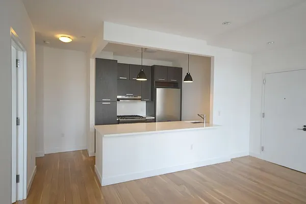 Rented by Bold New York | media 11