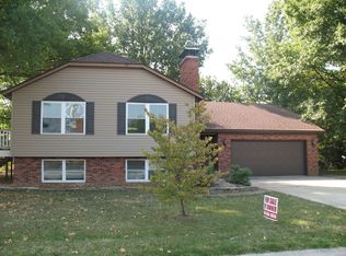 1510 26th St, Highland, IL 62249