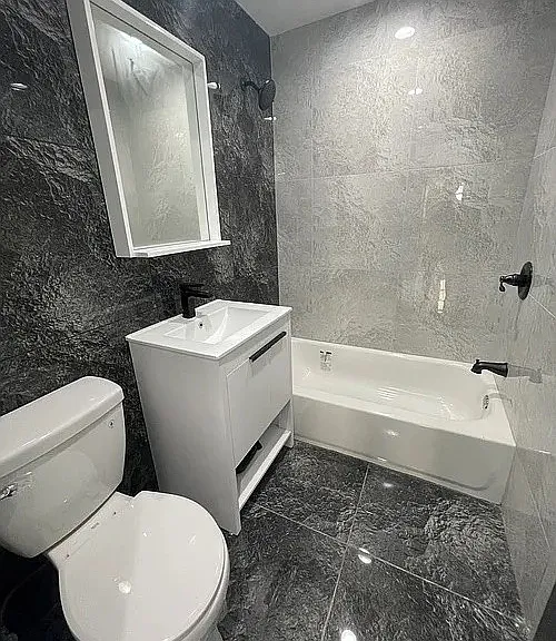 1614 Harrison St #8 — Photo 4