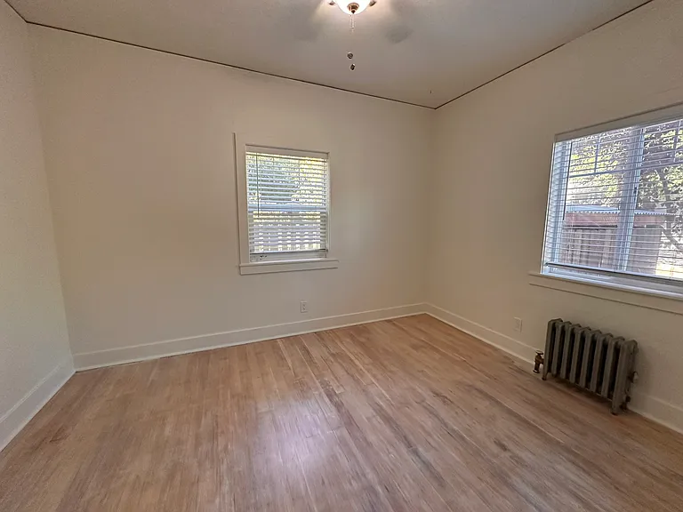 135 Almond St #5 — Photo 8