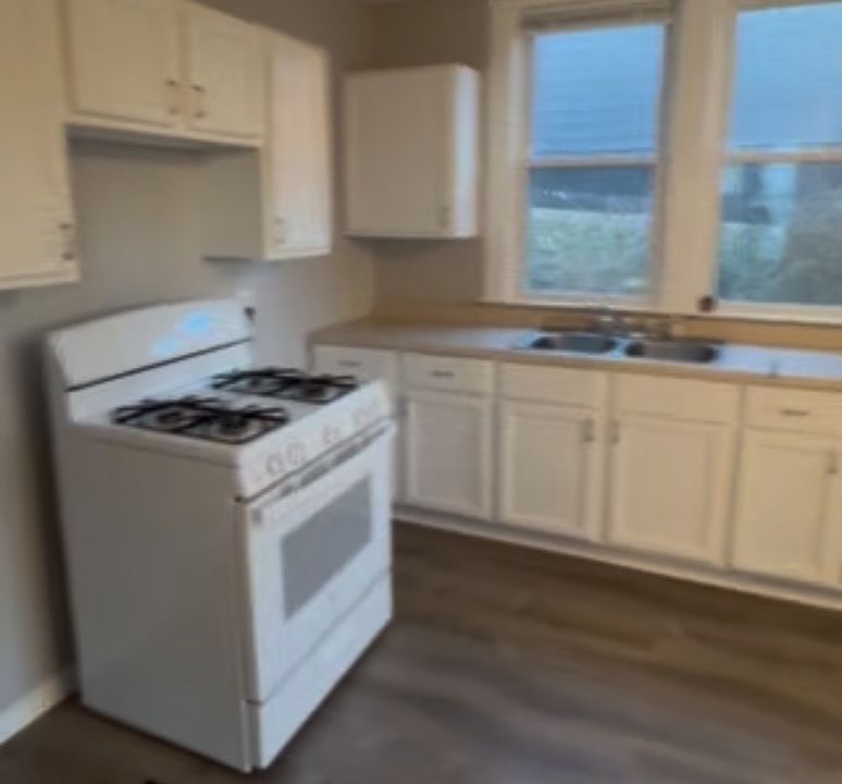 2nd image of 227 Lafayette Ave