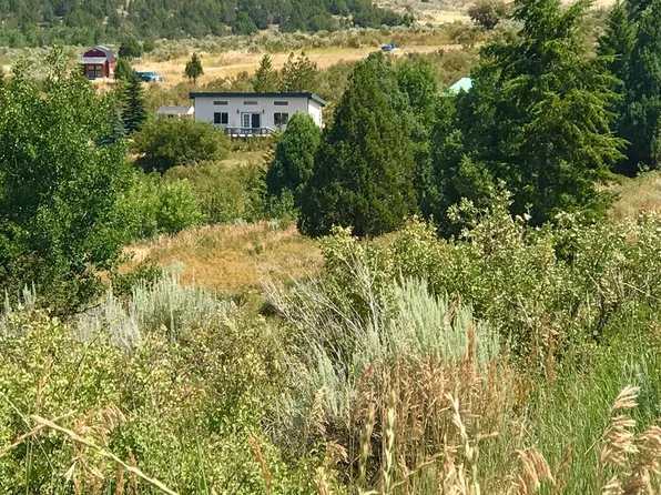10874 Woodward Dr, Lava Hot Springs, ID 83246