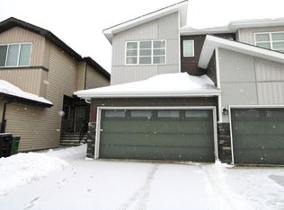 3043 Checknita Way SW, Edmonton, AB