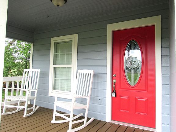 5th image of 1013 Prairie Lea St
