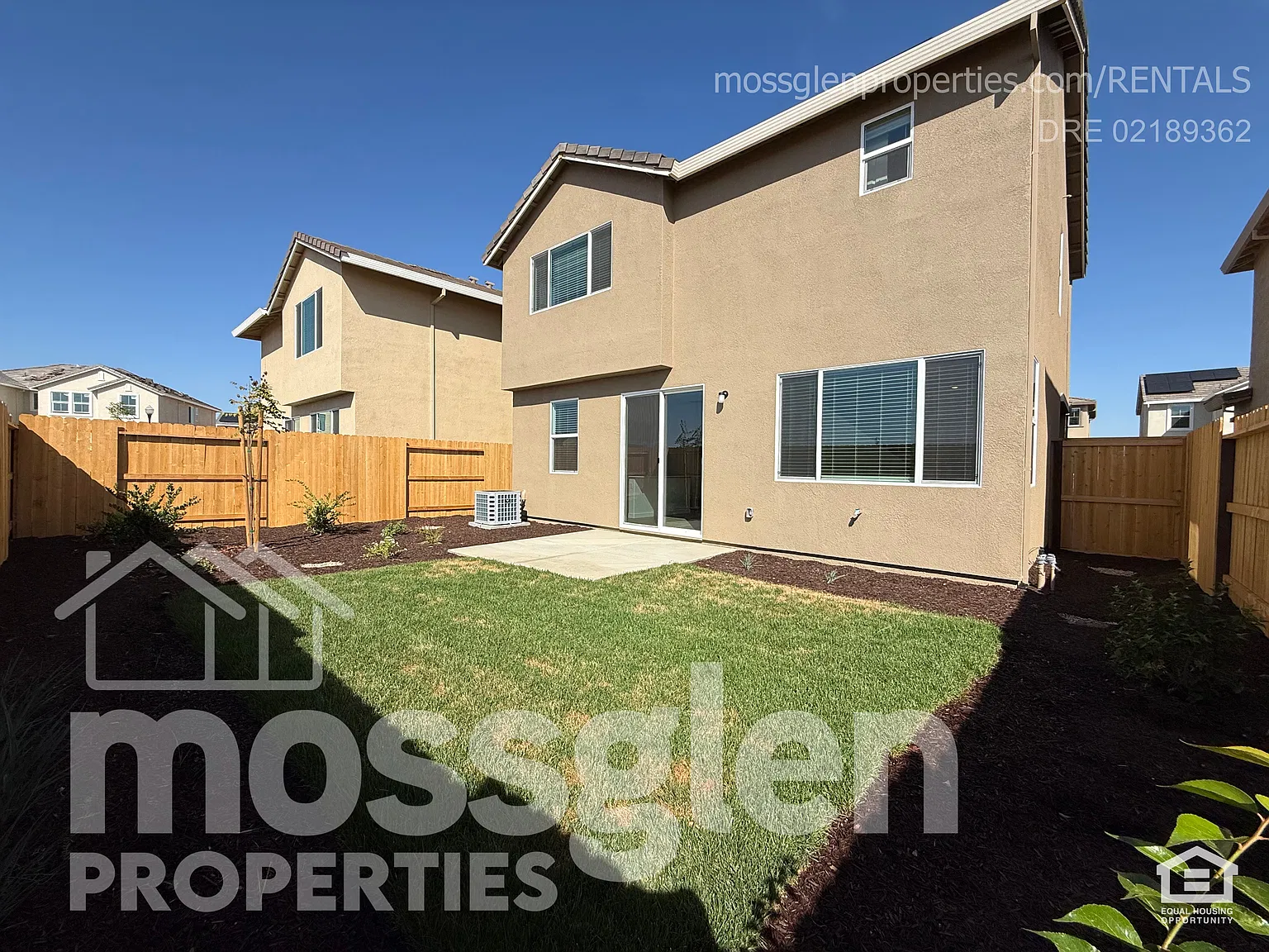 4 bed, 2.5 bath, 1651 sqft, $2,950 — Photo 3